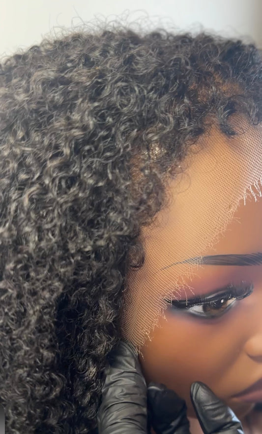 Transform Your Look with Realistic Wigs Featuring Curly Edges